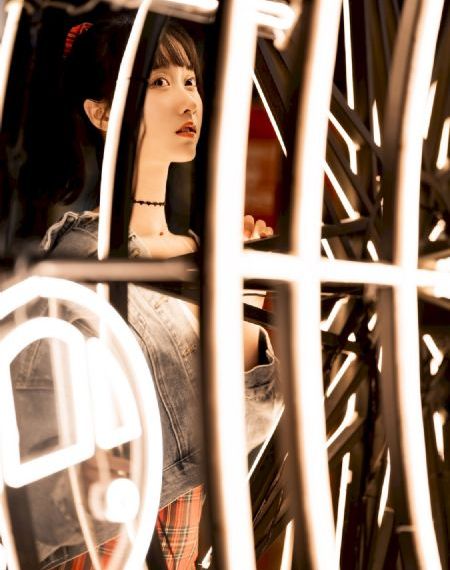 石原莉奈主演的电影免费观看